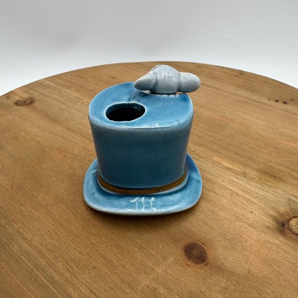Vintage Mouse in Blue Hat Toothpick Holder Stamped on bottom Japan blue gray - Picture 3 of 12